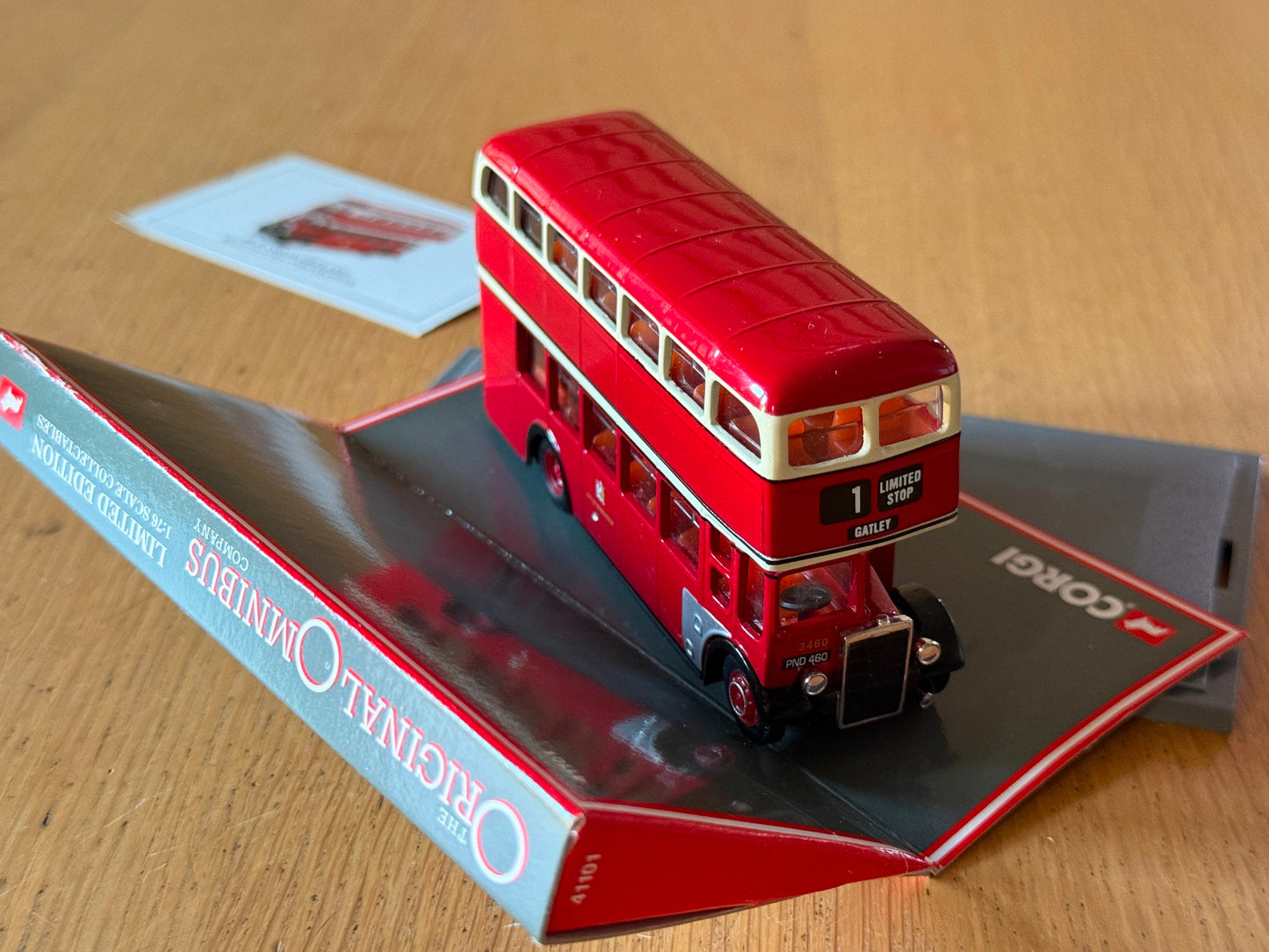 Corgi Original Omnibus 1:76 OM41101 - MCW Orion (Leyland) City of Manchester