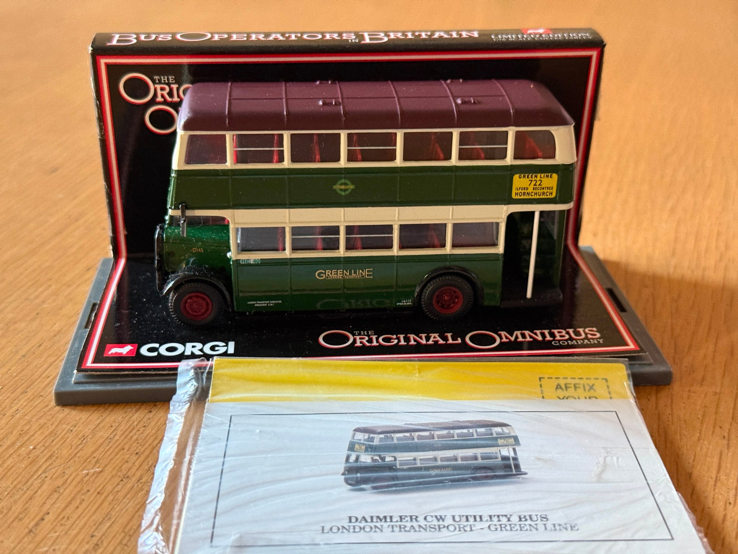 Corgi Original Omnibus 1:76 OM43905 - Daimler CW Utility - Greenline
