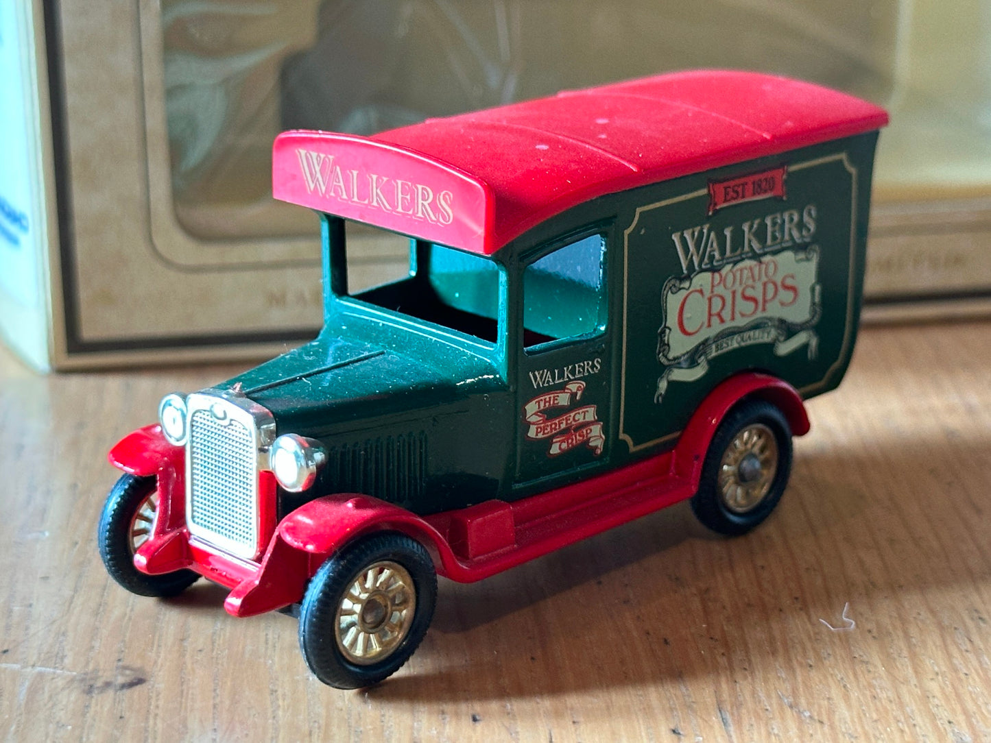Days Gone LP21078 - Chevrolet Van - Walkers Crisps