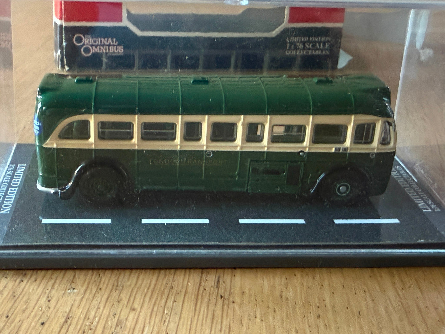 Corgi Original Omnibus 1:76 OM41009 - AEC Q Single Deck Bus - London Transport
