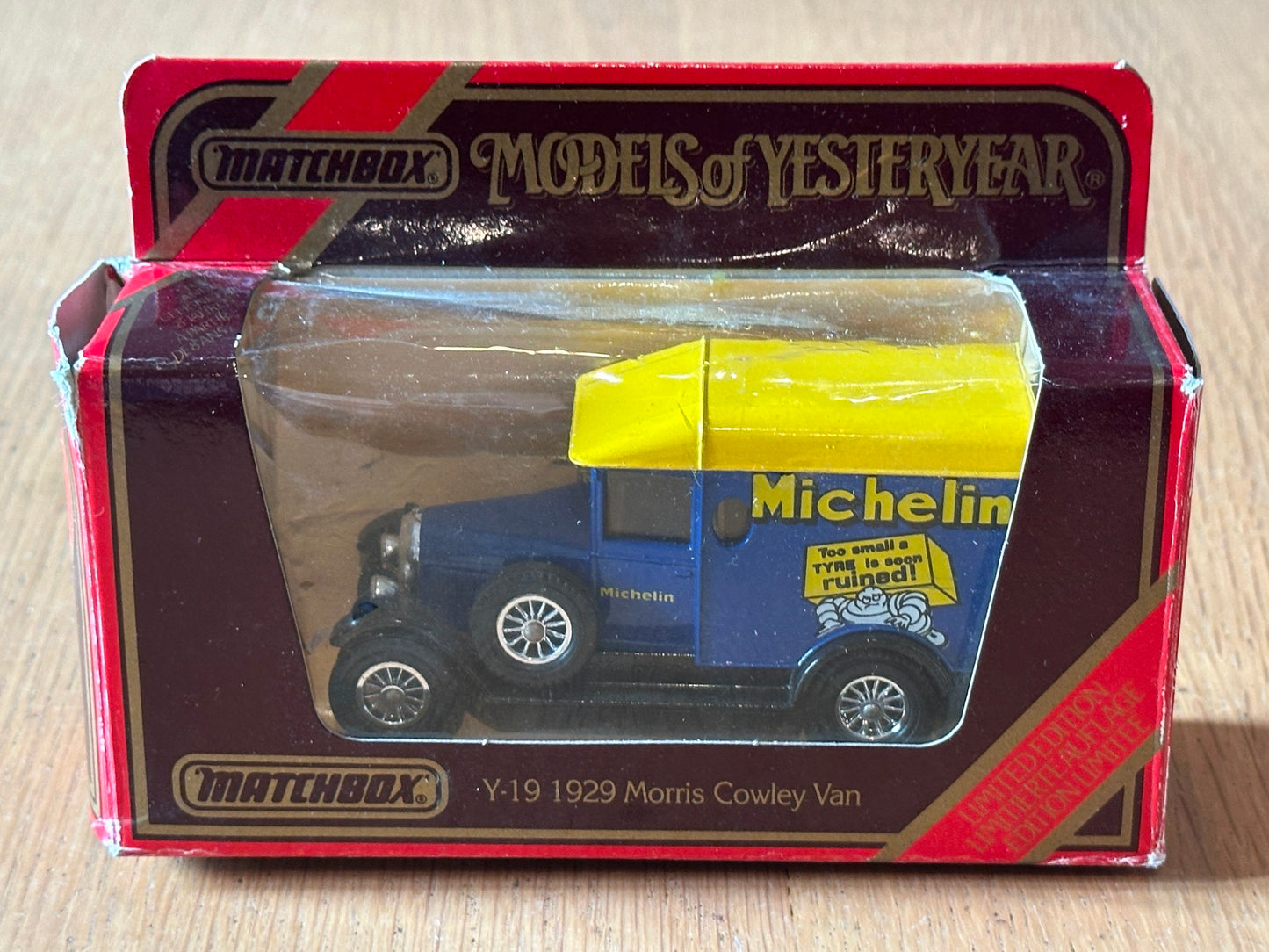 Matchbox Models of Yesteryear - Y19 Morris Van - Michelin
