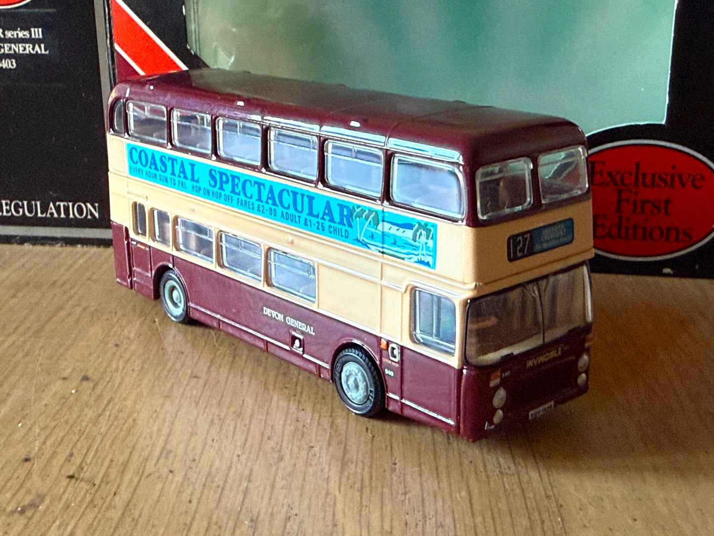 EFE OO Gauge 1:76 20403 - Bristol VR Series lll - Devon General