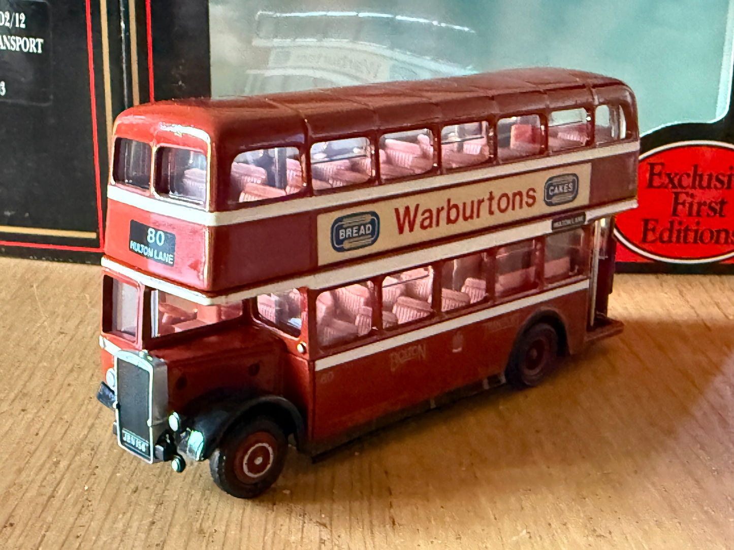 EFE OO Gauge 1:76 20003 - Leyland Titan PD2/12 MCW Orion Bus - Bolton