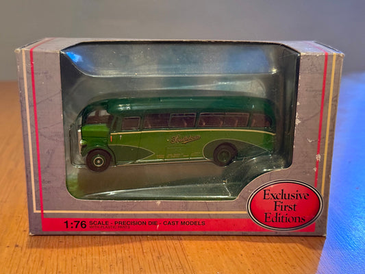 EFE OO Gauge 1:76 20904 - Leyland Windover Coach - Southdown