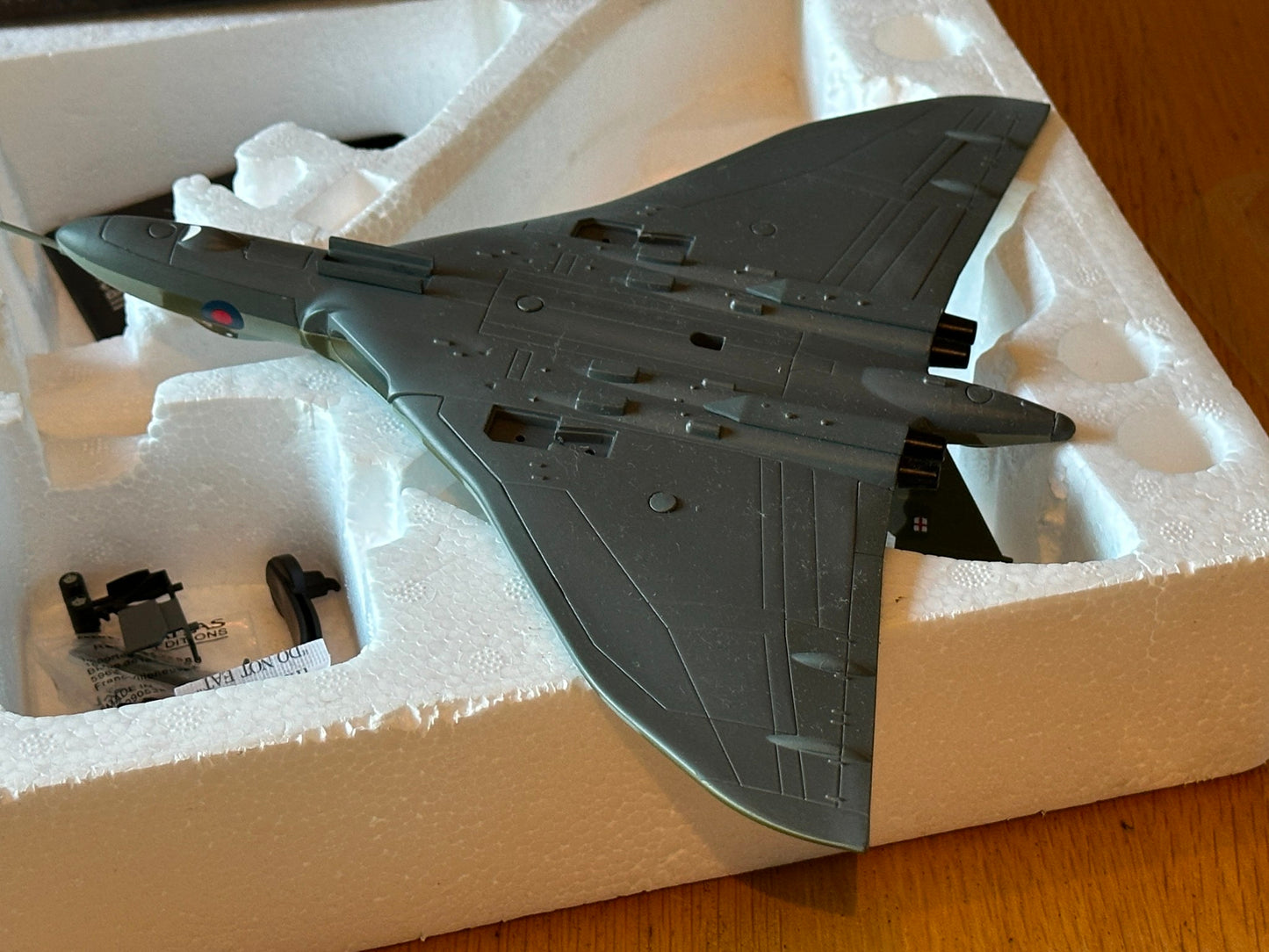 Atlas Editions Jet Age Military Aircraft 1:144 - Avro Vulcan