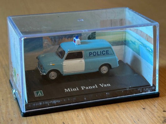 Cararama - 1:72 Scale Morris/Austin Police Mini Panel Van