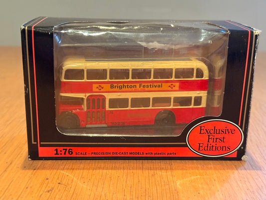 EFE OO Gauge 1:76 14001 - Bristol FLF Lodekka - Late Grill - Brighton & Hove