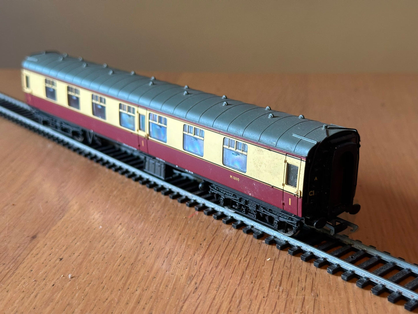 Bachmann Branchline OO Gauge 39-152A Mk1 FK first class corridor coach