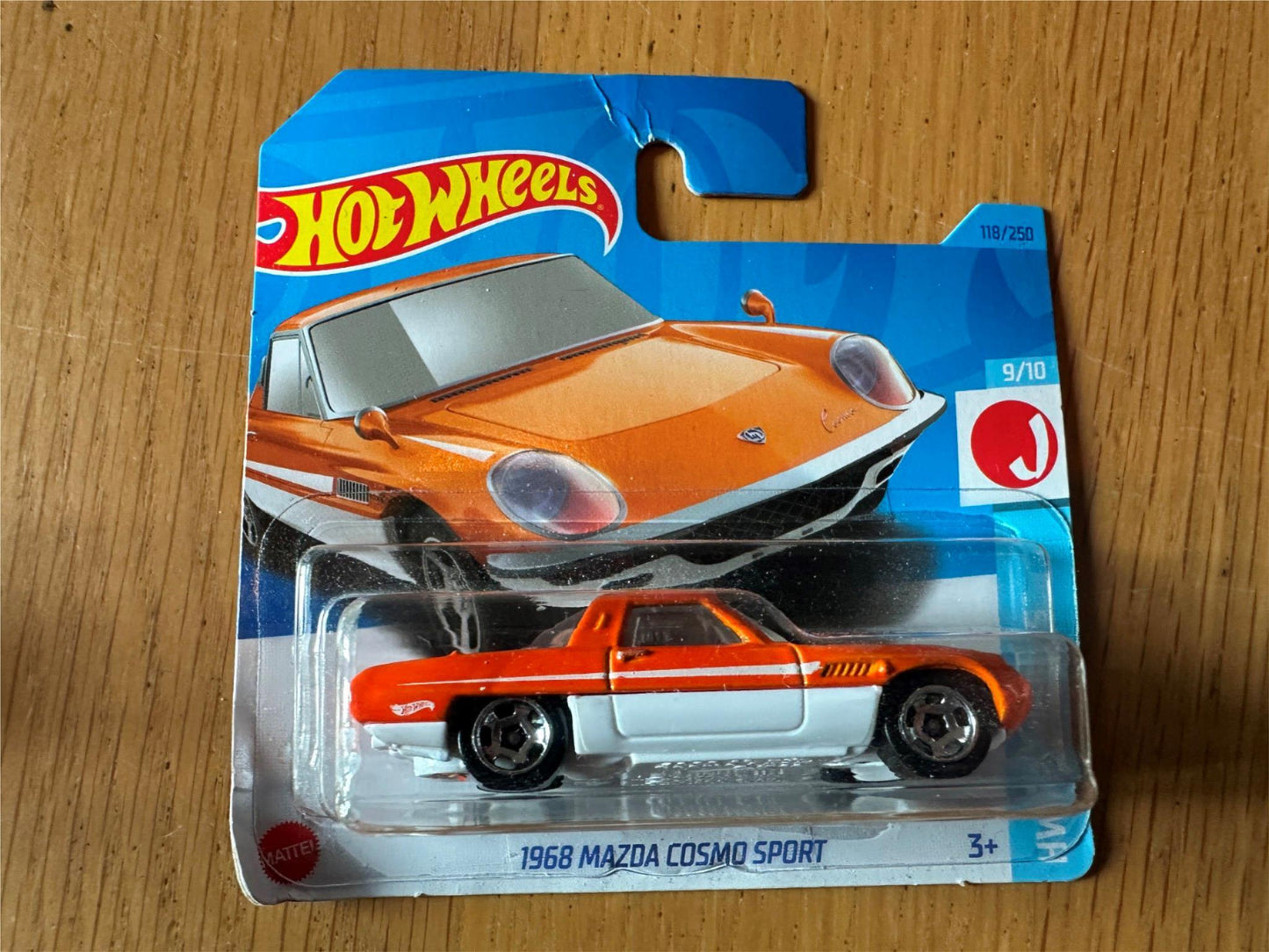 NEW Hot Wheels 118/250 - 1968 Mazda Cosmo Sport