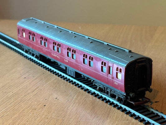 Tri-ang OO Gauge Mk1 BR Maroon Sleeping Car No. 2510