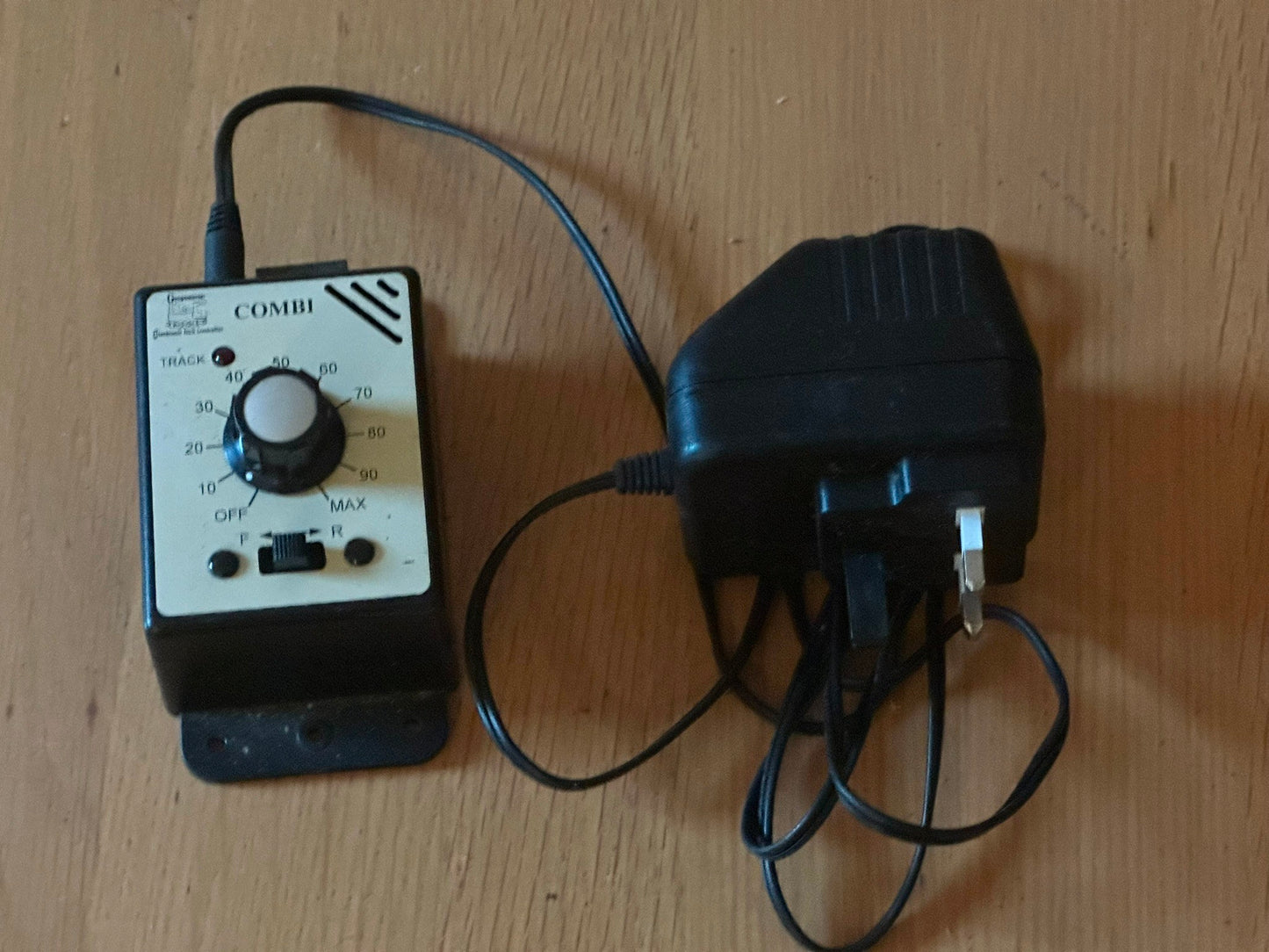 Gaugemaster Combi Single Track Controller with Transformer - Fully Tested