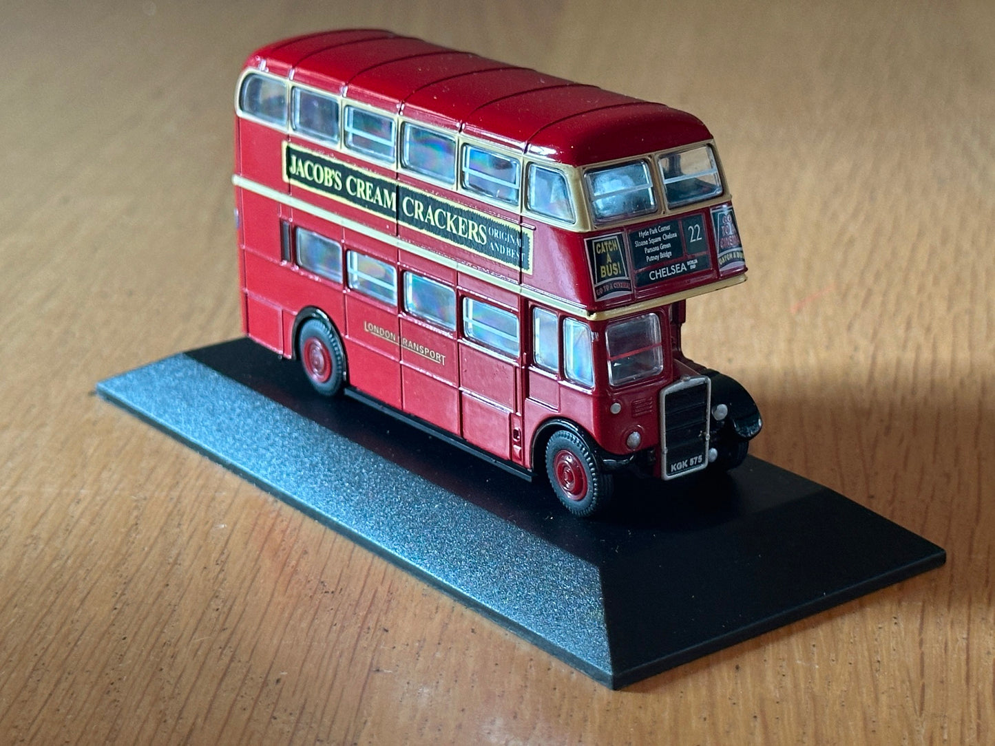 Atlas Great British Buses 1:76 London Transport RTW Double Decker.