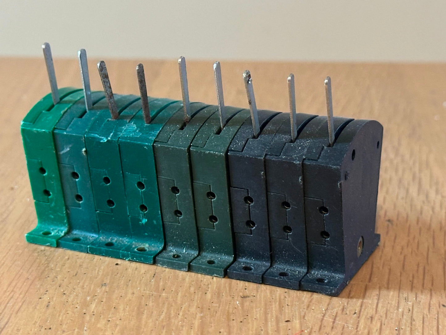 9 Hornby Switches - Points and On/Off Levers