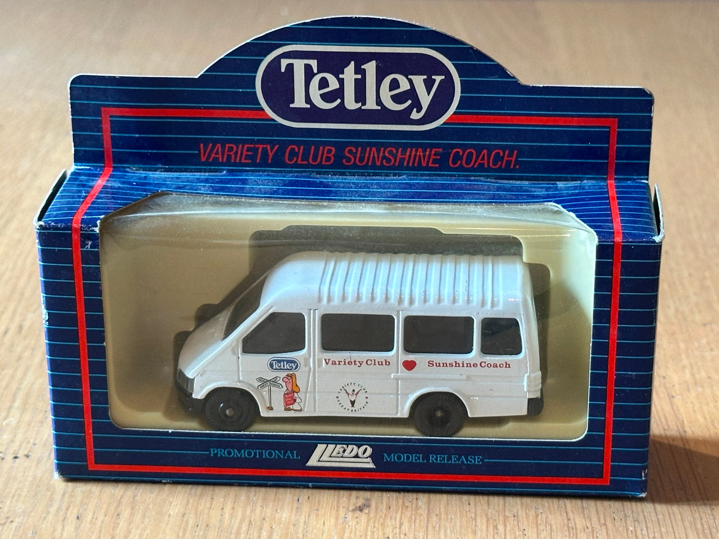 Lledo PM100001 Tetley Tea, Variety Club Sunshine Coach - Ford Transit