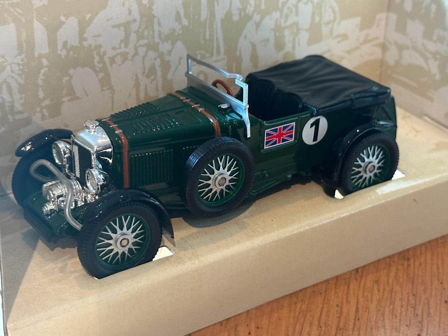 Corgi Legends of Speed - Bentley B00201
