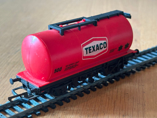 Hornby OO Gauge R231 - Texaco Tanker Wagon