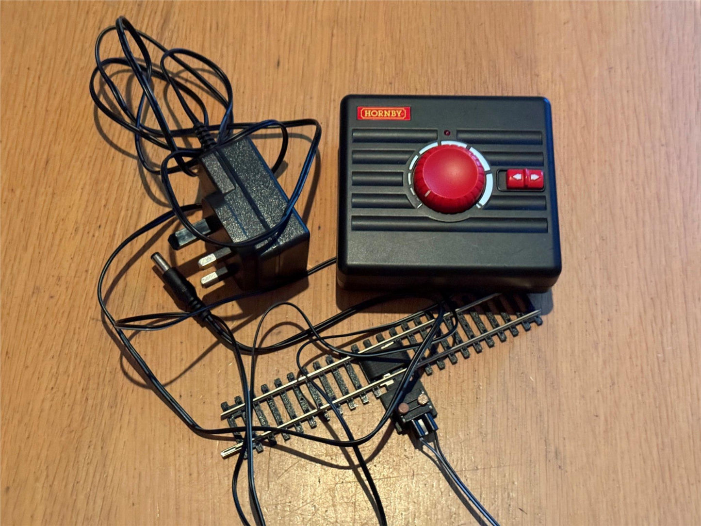 Hornby Controller and Power Track