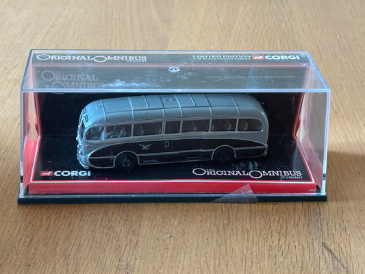 Original Omnibus 1:76 OO Gauge 97170 - Burlingham Seagull Woods - Blackpool Bus
