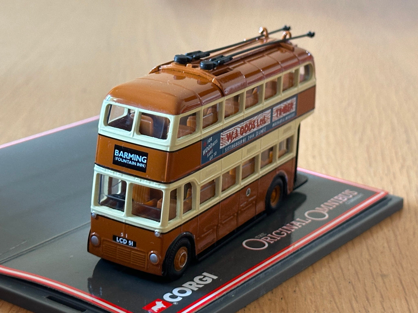 Corgi OO Gauge Original Omnibus 40101. Maidstone Trolleybus.