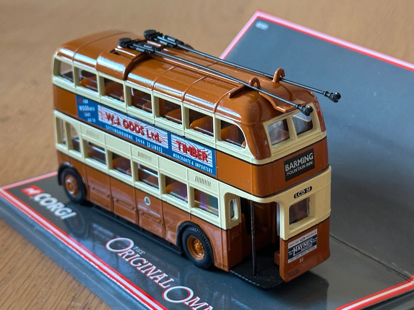 Corgi OO Gauge Original Omnibus 40101. Maidstone Trolleybus.
