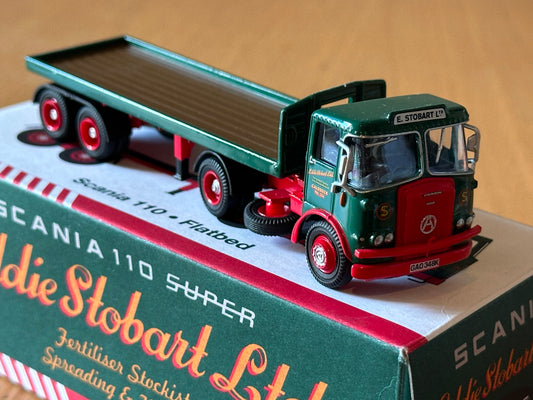 Atlas Editions OO Gauge Eddie Stobart - Scania 110 Flatbed