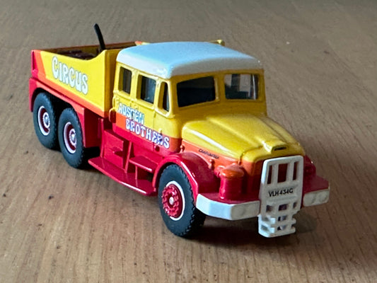 Atlas Editions OO Gauge - Scammell Contractor - Austen Brothers Circus
