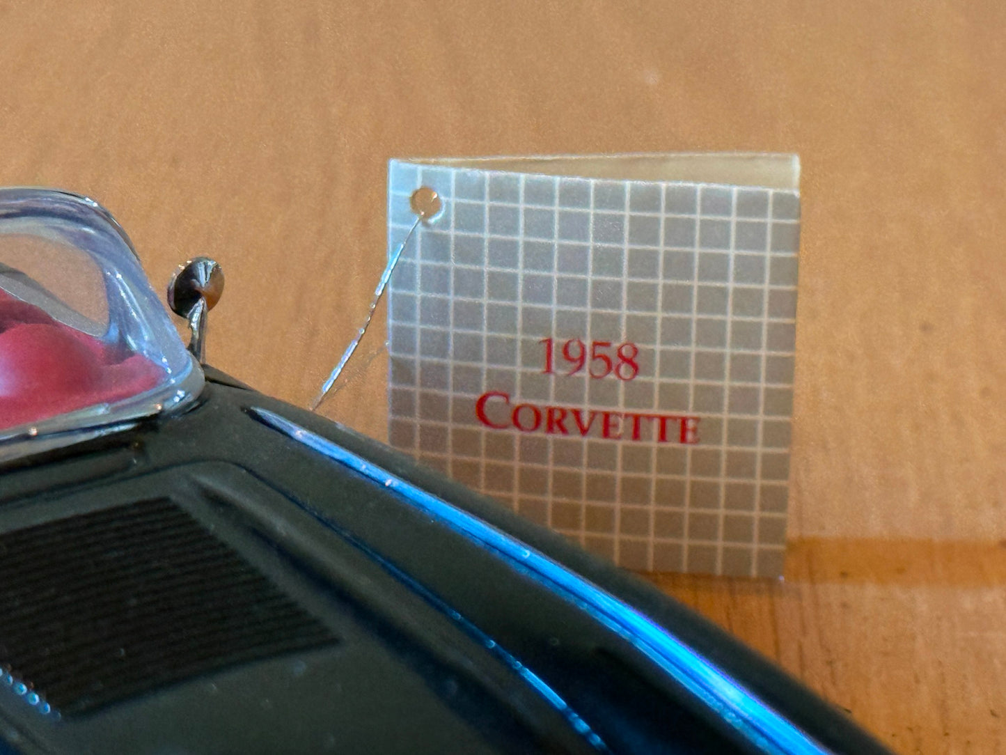 Franklin Mint 1/24 1958 Corvette - No box or accessories