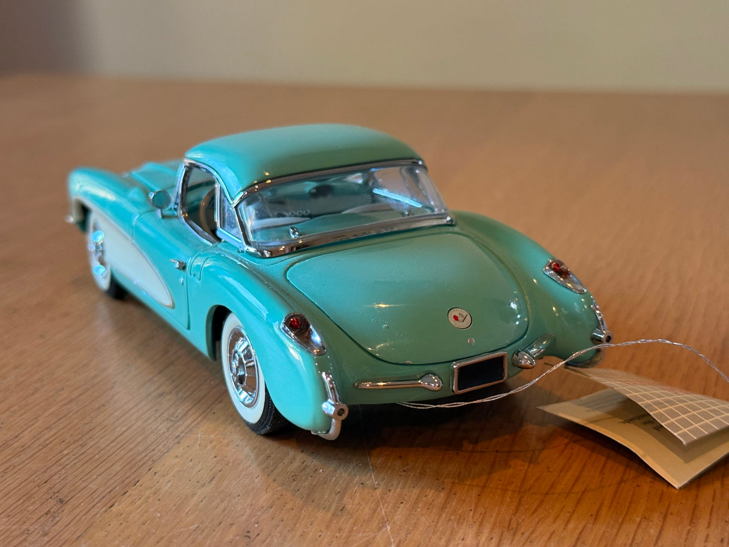 Franklin Mint 1/24 1956 Corvette - No box or accessories