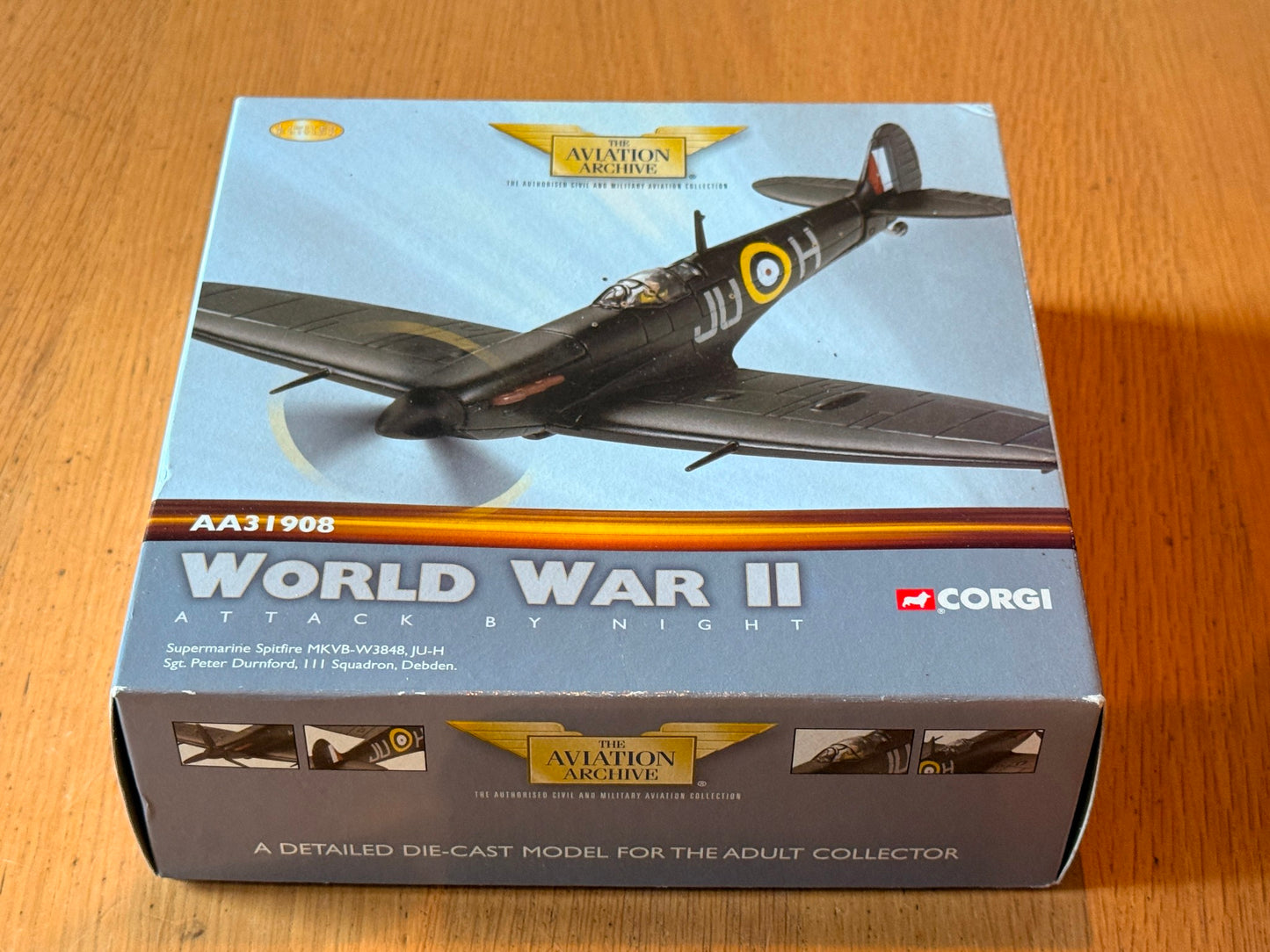 Corgi AA31908 1:72 Scale Supermarine Spitfire MKVB-W38 JU-H