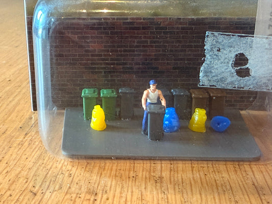 Busch 7683 HO Scale (1:87) Bin Scene