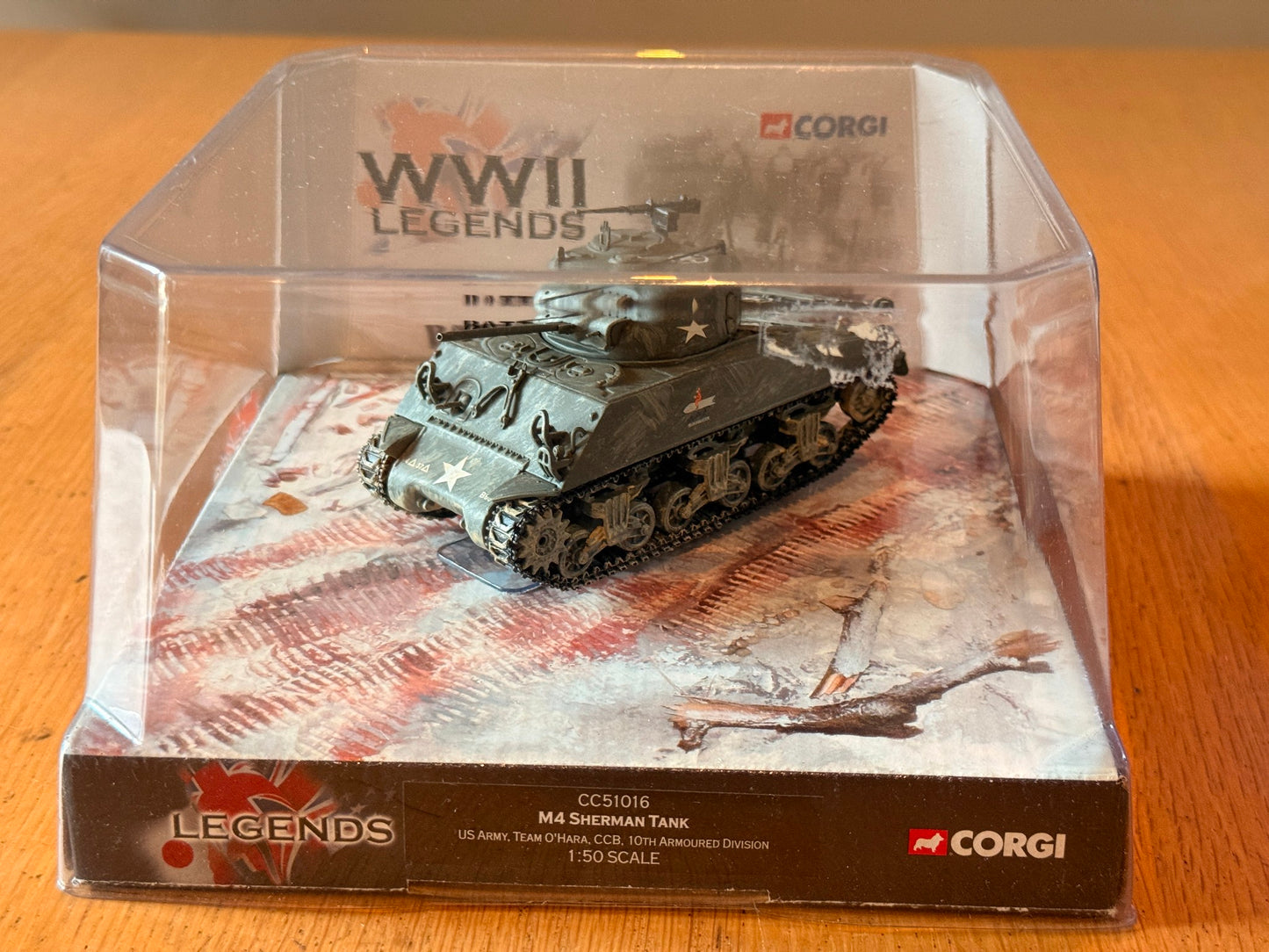 Corgi 51016 1:50 M4 Sherman Tank