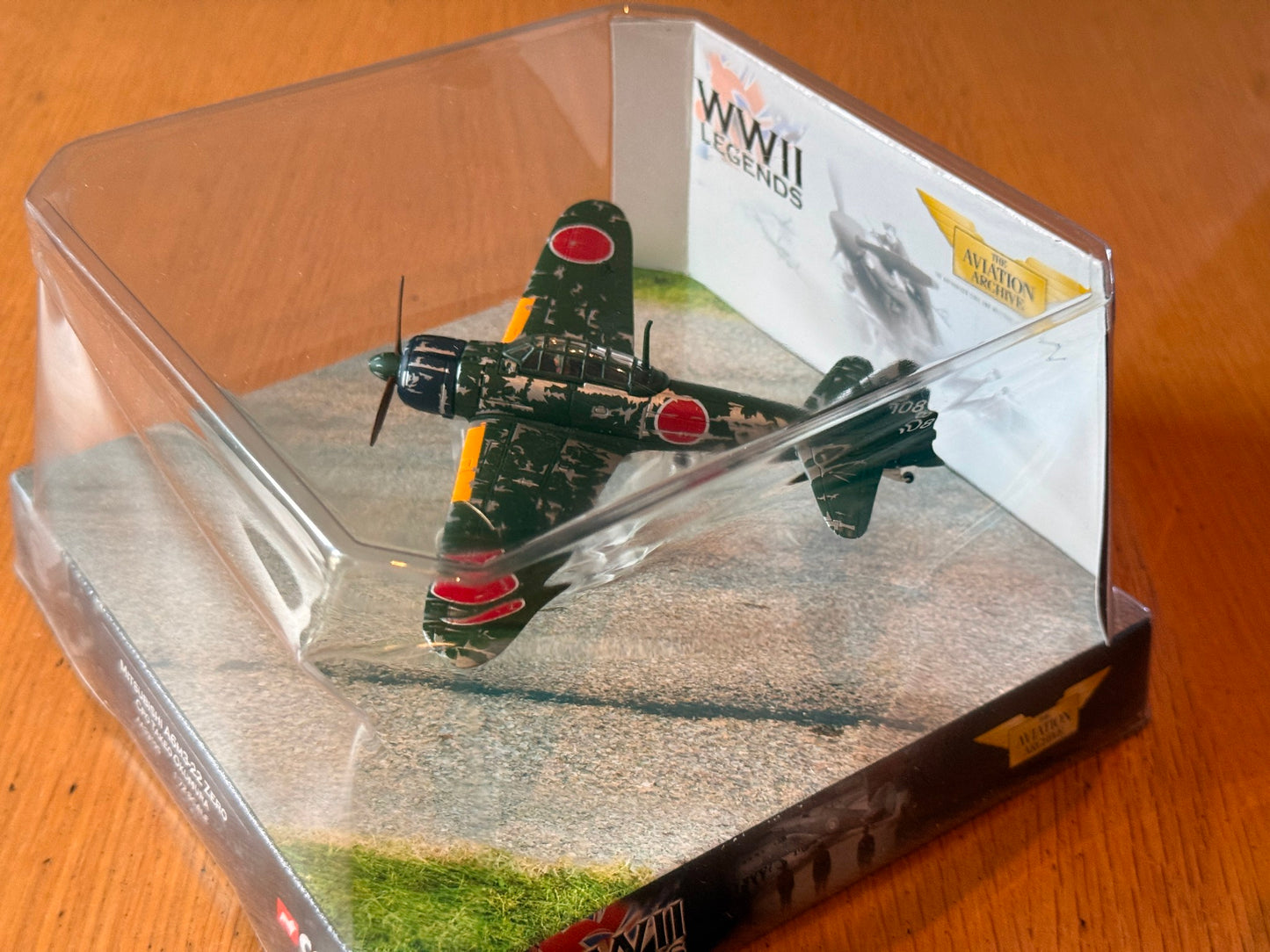 Corgi Aviation AA33105 WWII Legends - Mitsubishi A6m3-22 Zero