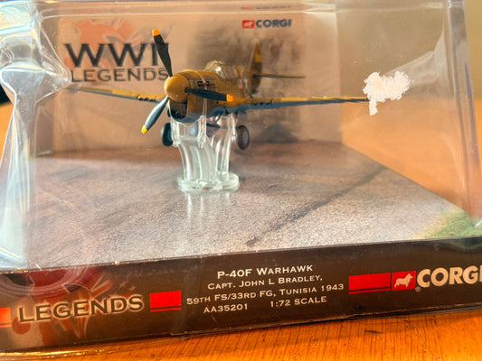 Corgi Aviation AA33105 WWII Legends  P40F Warhawk