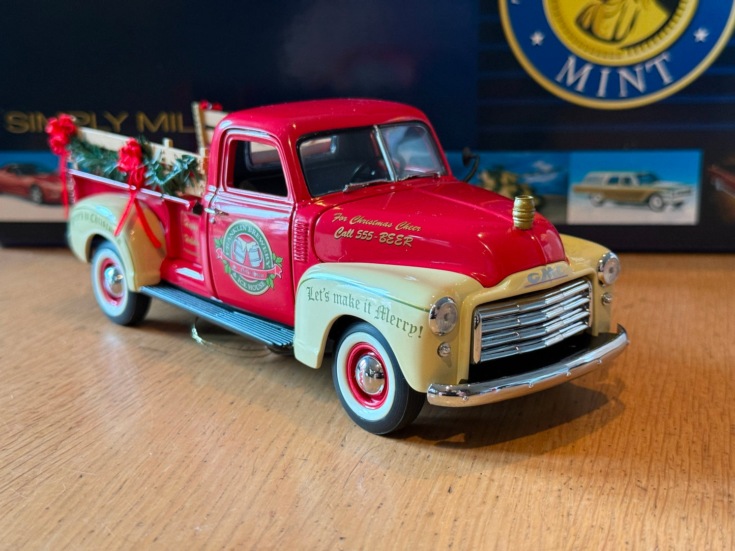 Franklin Mint 1/24 1950 GMC Truck - 2007 Christmas Model