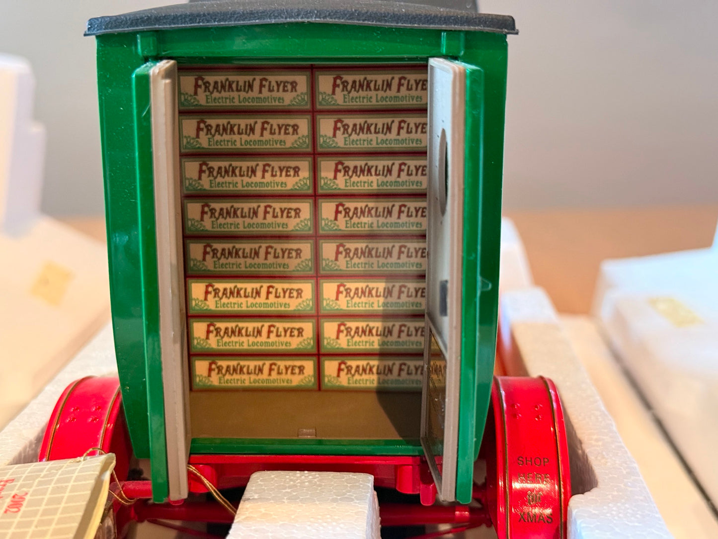 Franklin Mint 1:24 Precision Models Limited Edition 2002 Christmas Truck