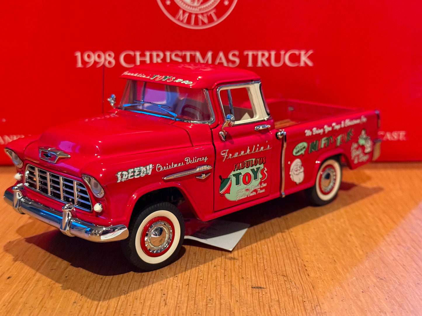 Franklin Mint 1998 Christmas Truck