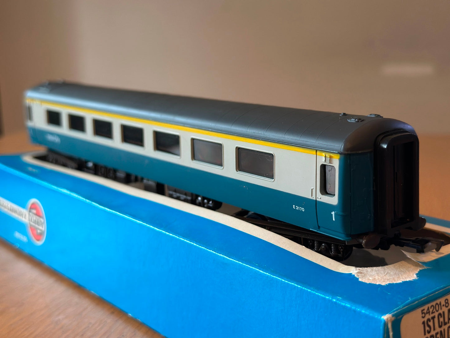 Airfix OO Gauge Conflat BR B. Furniture Container 54332-1