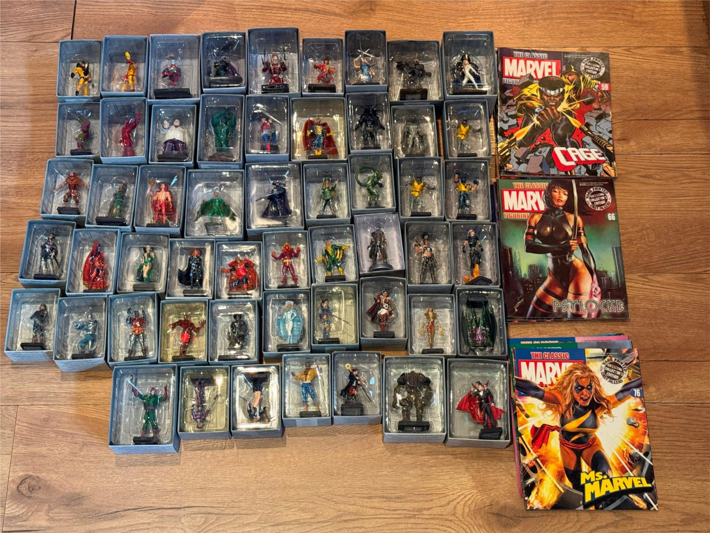 Auction - Huge lot 143 Boxed and 64 Unboxed Eaglemoss Marvel Figures & Magazines