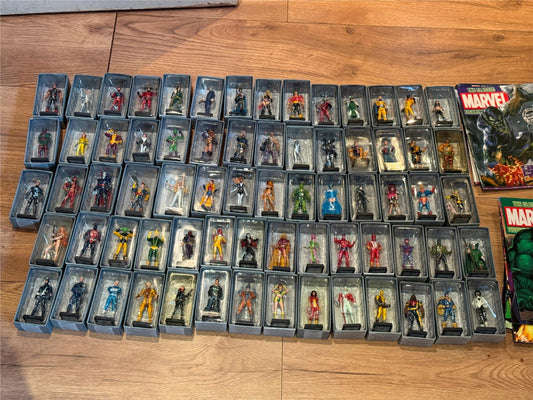 Auction - Huge lot 143 Boxed and 64 Unboxed Eaglemoss Marvel Figures & Magazines