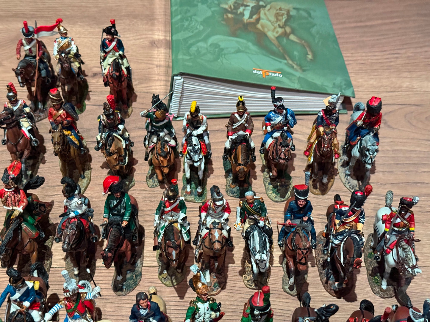 Auction - Large lot of 38 Del Prado Cavalry Figures & Magazines