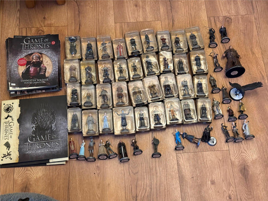 Auction - Large lot of 60 Eaglemoss Game of Thrones Figures & Magazines