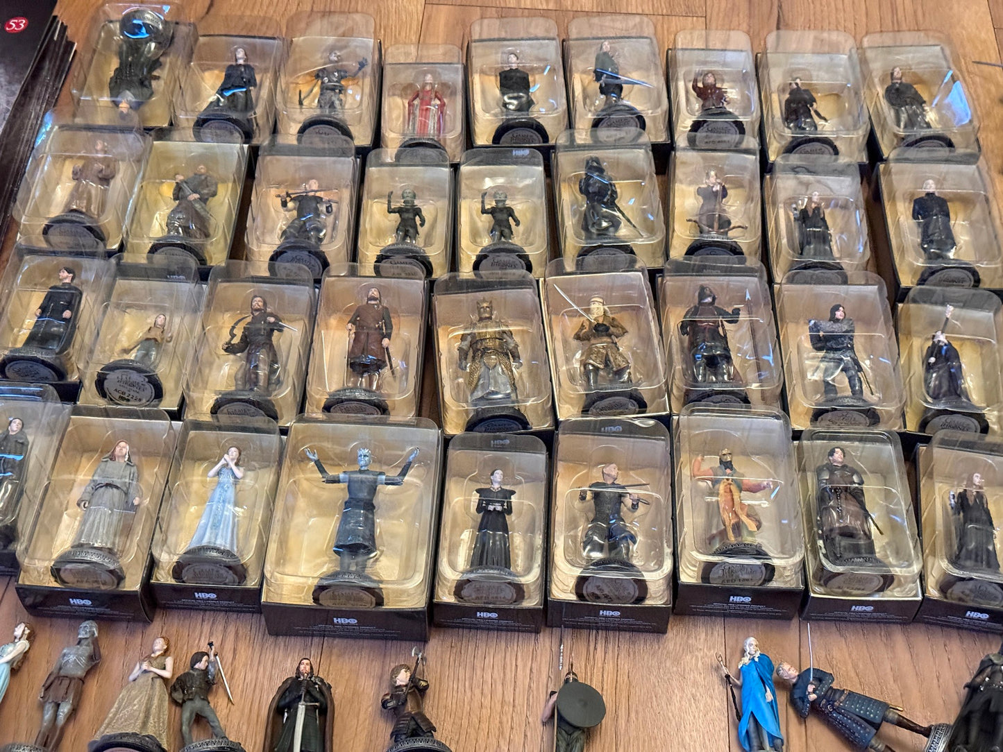 Auction - Large lot of 60 Eaglemoss Game of Thrones Figures & Magazines