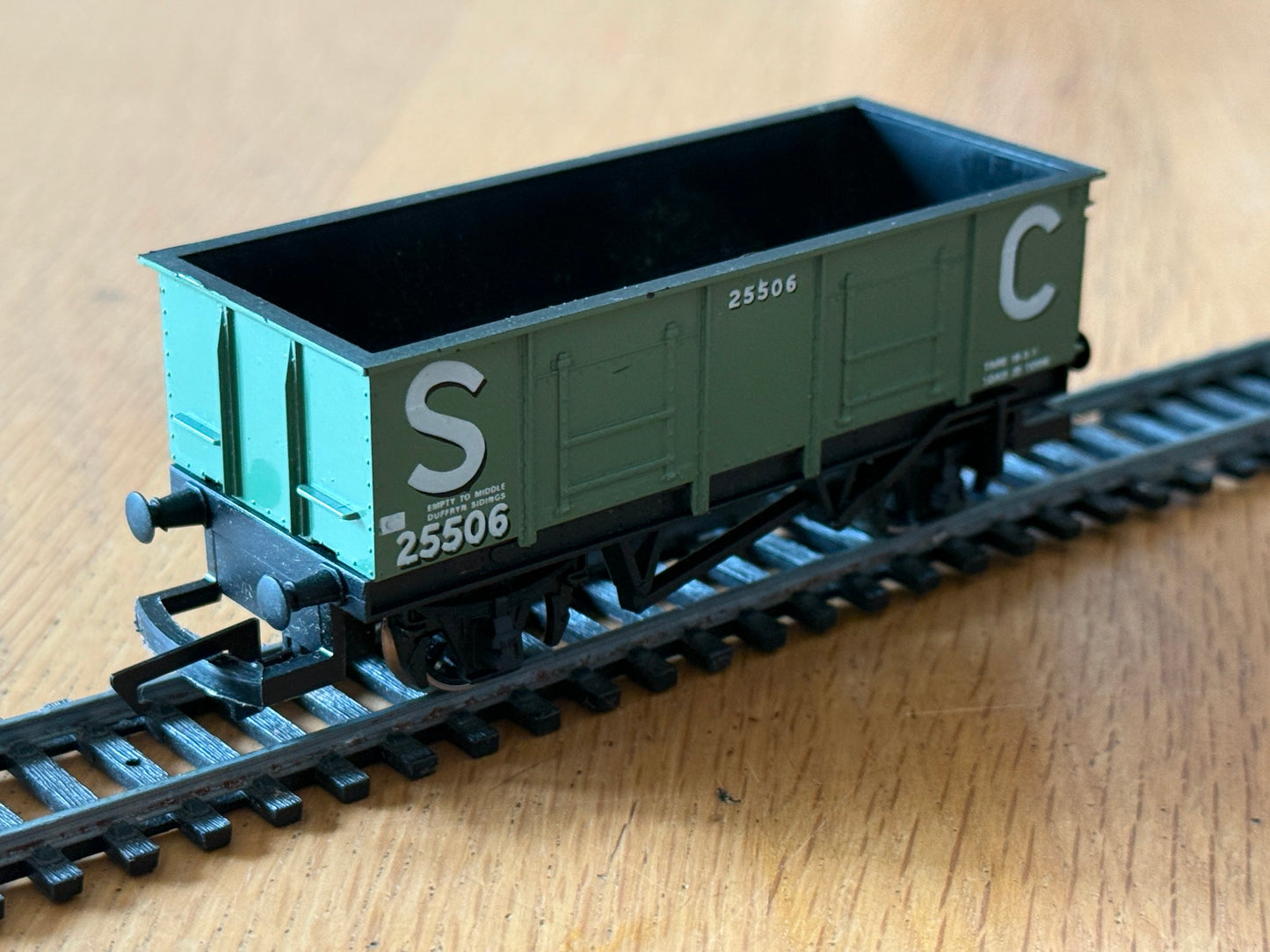 Hornby OO Gauge R730 - Large Mineral Wagon SC 25506