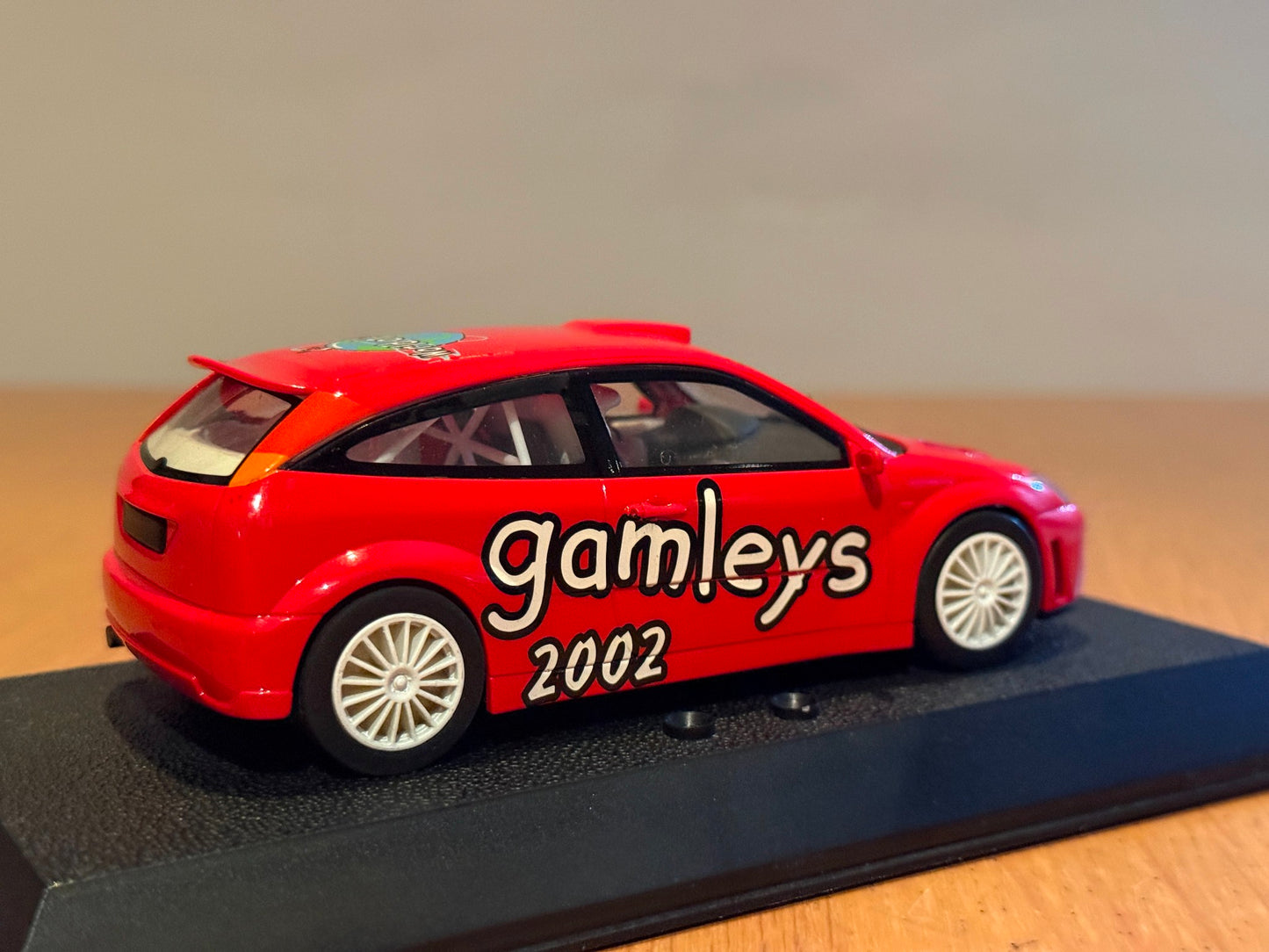 Scalextric 1/32 Slot Car - C2471A - Ford Focus WRC - Gamleys 2002