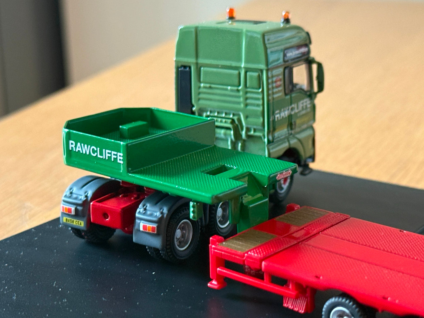 Oxford Diecast Haulage MAN01LL - MAN TGA Low Loader - JB Rawcliffe 1:76