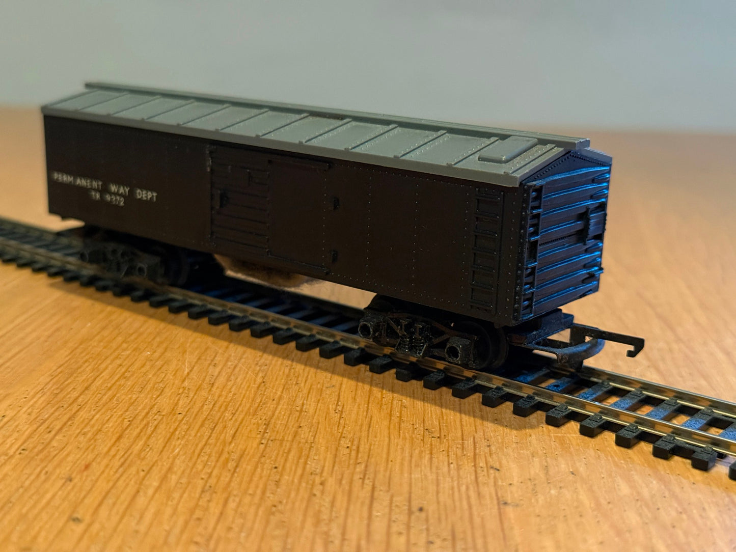 Triang OO Gauge - R114 TR9372 Permanent Way Track Cleaning Car Green