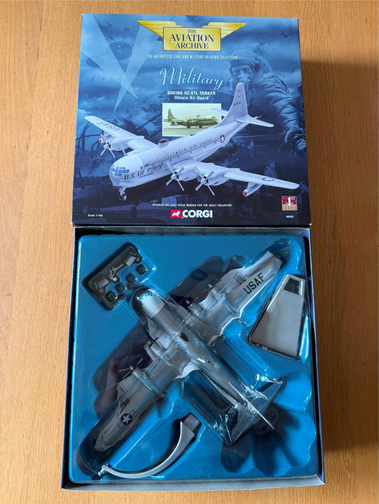 Corgi Aviation Archive 48102 -1:144 Boeing KC-97L Illinois Air Guard