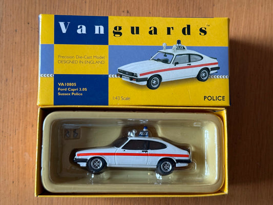 Lledo Vanguards 1:43 VA10805 Ford Capri 3.0S Sussex Police - Boxed