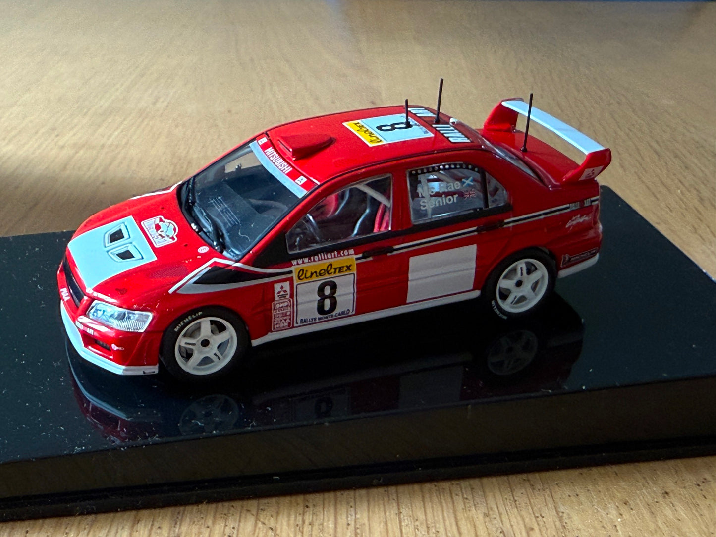 AUTOart Diecast - 1:43 Mitsubishi Evo VII WRC N 8 2002 McRae/Senior