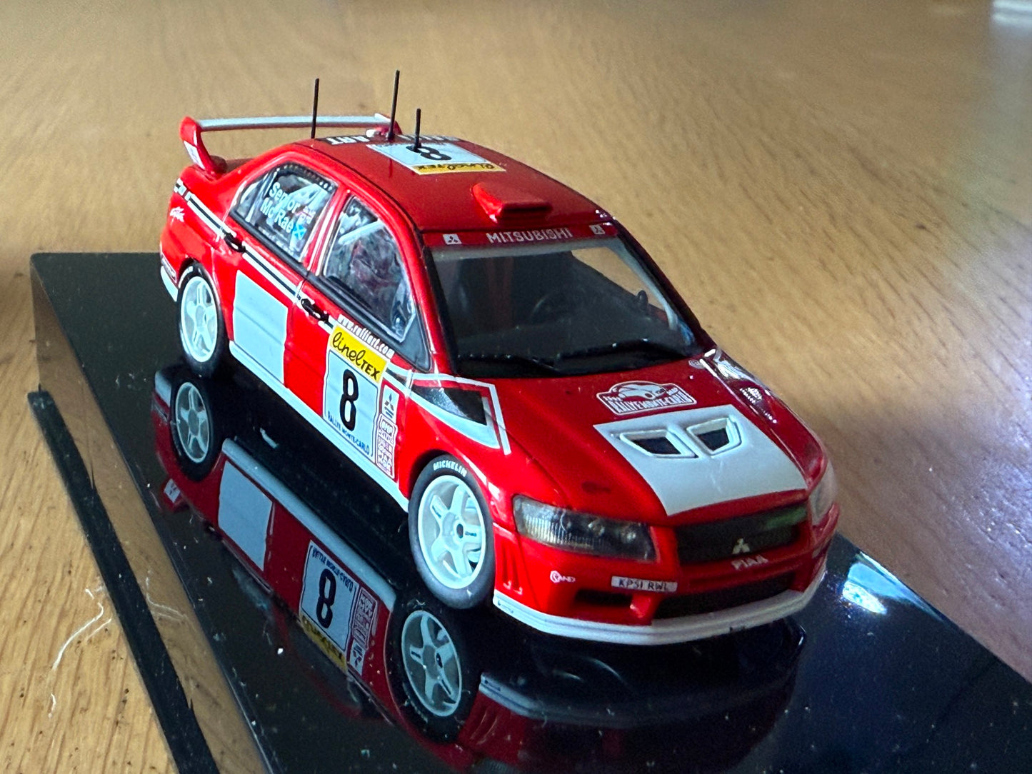 AUTOart Diecast - 1:43 Mitsubishi Evo VII WRC N 8 2002 McRae/Senior